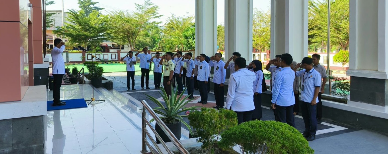 Apel Pagi PA Lasusua: Penguatan Monitoring Kinerja dan Validasi Aplikasi Triwulan III